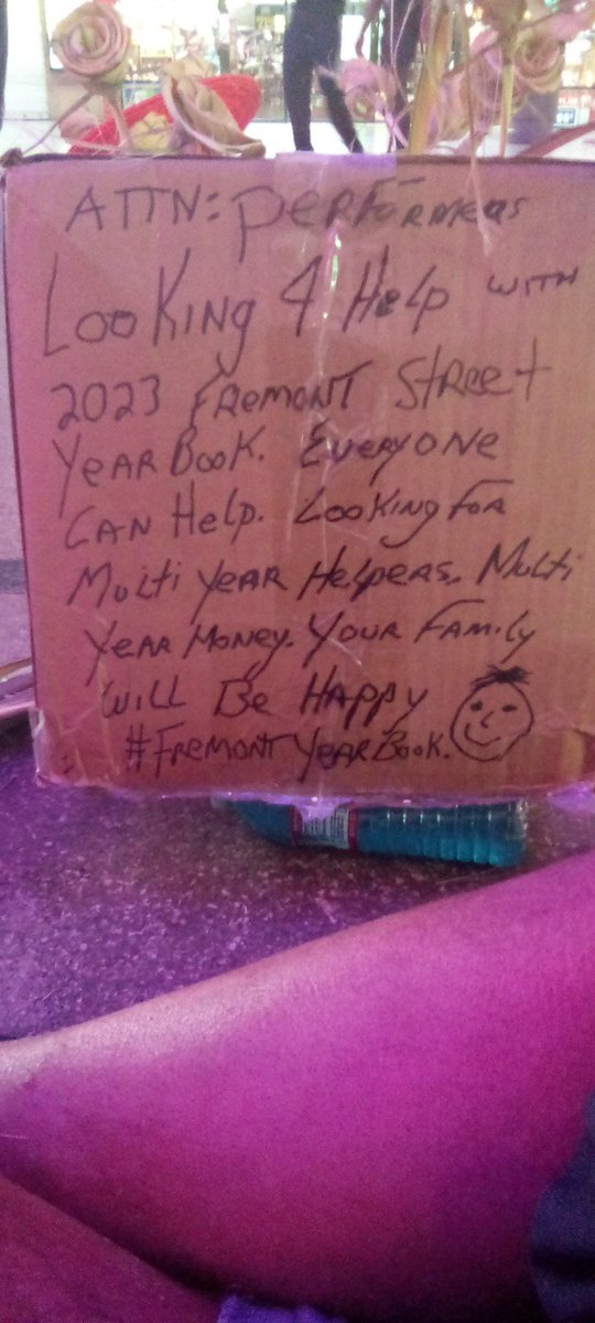 DarenMHarrison's tweet photo. #fremontyearbook2023 #llooking4help. Need help starting the #fremontstreetperformersyearbook #darenharrison #702.801.4081 https://t.co/w0wQdOdC0N