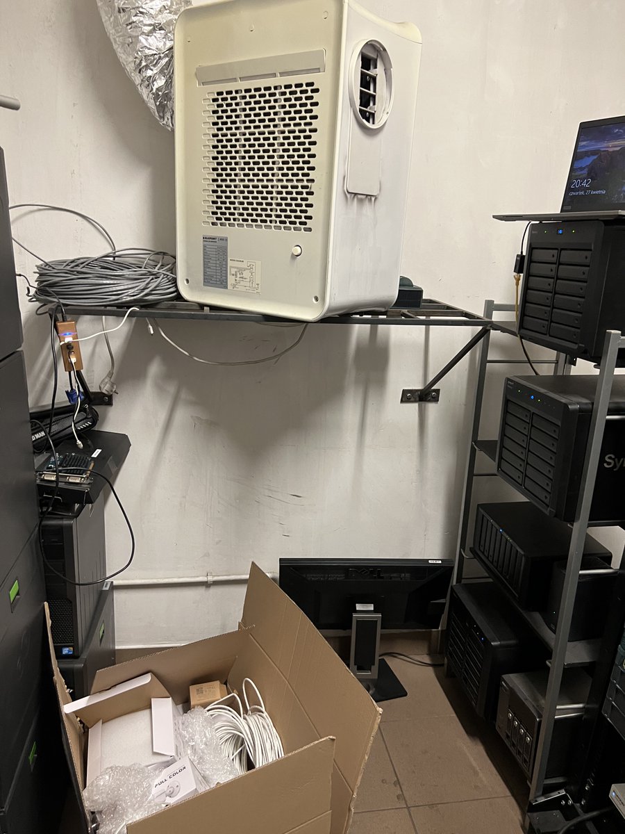 How it was can be seen below - how it is (will be) with new 47U rack still in progress with a small delay. But the new #homelab a.k.a #homeDC setup with #Intel #optane for #vSAN and #tanzu tests is slowly getting ready. Stay tuned! @VMwareTanzu @vmwarevsan #vExpert #TanzuVanguard