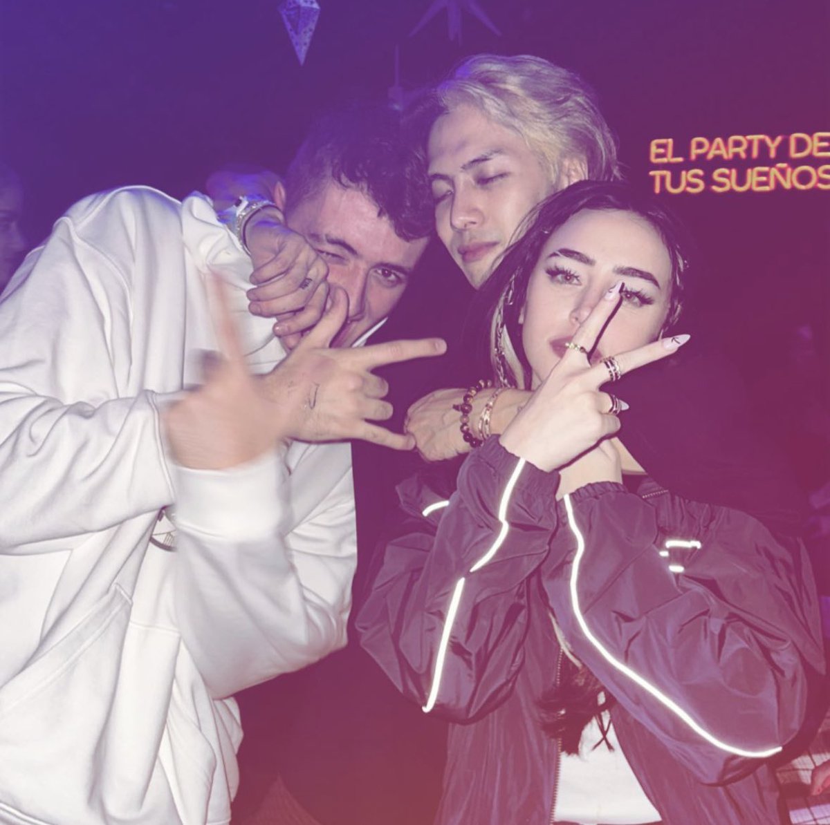 NickiDaaily's tweet photo. Nicki Nicole junto a Jackson Wang en el after party del lanzamiento del album de Nicki Nicole "ALMA" https://t.co/4GemlRtu2k