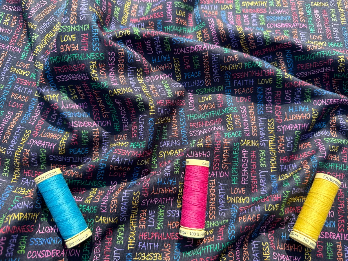 TheLittleFabricShop tweet media