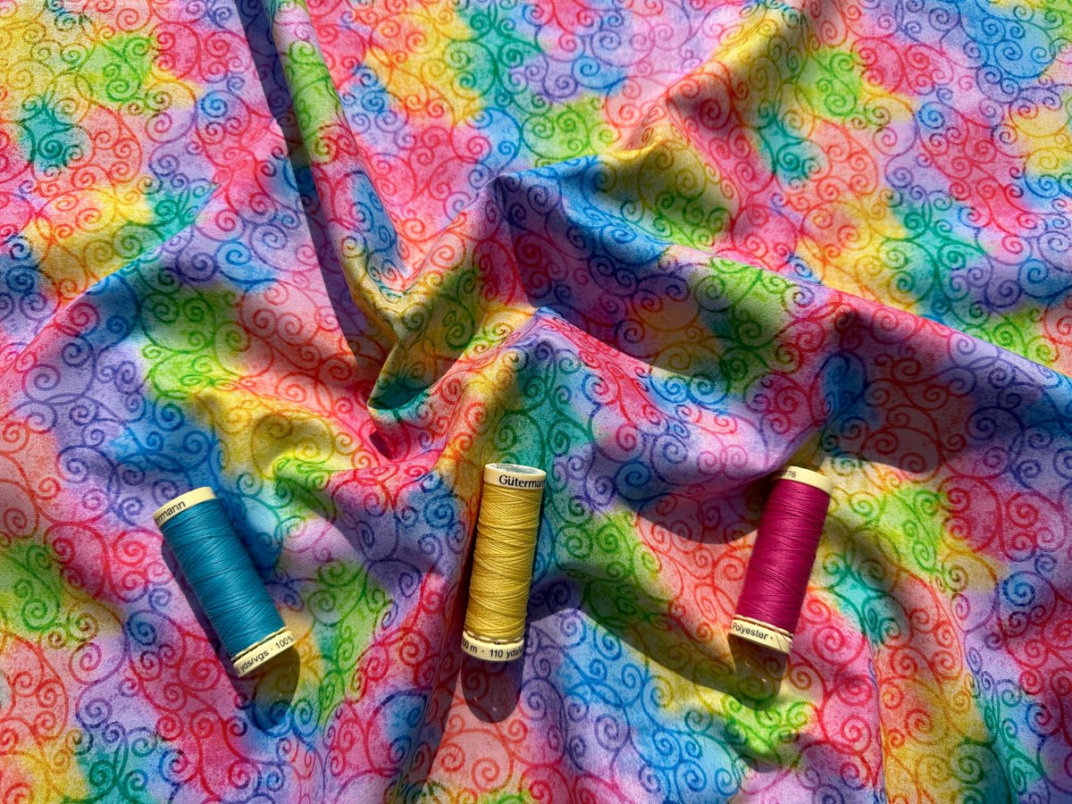 TheLittleFabricShop tweet media