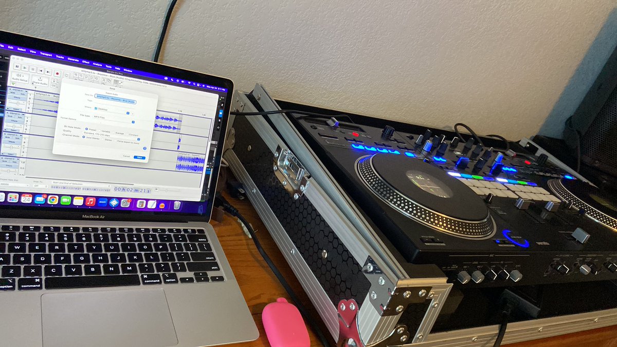 Sshmavid's tweet photo. @Nebula_Naos 1. Drytron
2. Professional DJ
3. Recording my own music! https://t.co/dnqAgQVIAH