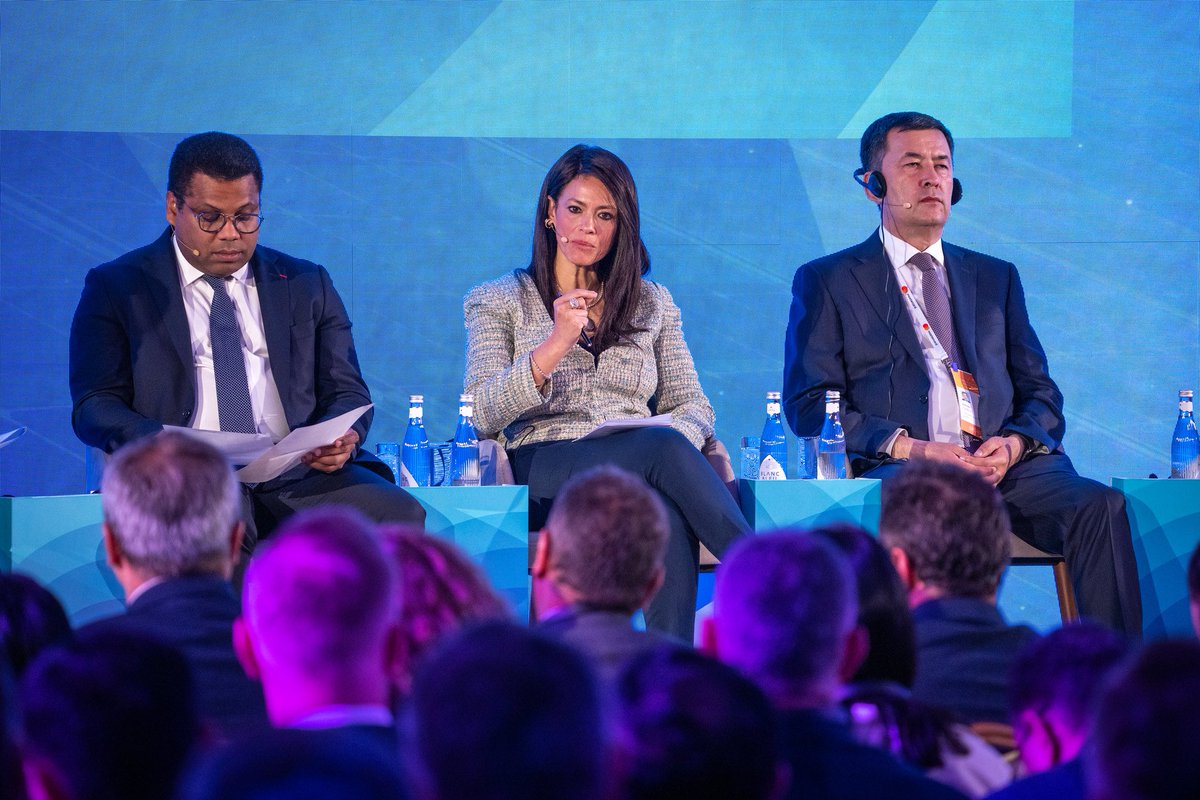 تضم المدن أكثر من ٦٠% من سكان العالم، ومن المتوقع أن ينمو سكان المدن ليشكلوا ٧٥% من السكان بحلول ٢٠٥٠، مما يتطلب أجندة عمل مناخي فعالة على المستويات المحلية والعالمية، والحلول المرنة والمبتكرة لتعزيز الاستدامة في المدن. جزء من مداخلتي في حلقة نقاشية حول "حلول مرنة من أجل مدن