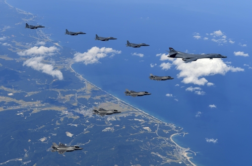 デイリーNKジャパン (@dailynkjp) on Twitter photo 「米国こそ核戦争危険の根源」北朝鮮、米韓同盟を非難 - dailynk.jp/archives/154514
via <a href="/dailynkjp/">デイリーNKジャパン</a>
#デイリーNKジャパン #北朝鮮 #朝鮮民主主義人民共和国 #조선 #북한 #DPRK #NorthKorea #デイリーnk #dailynk #金正恩 #김정은 #KJU #KimJongUn #金正恩氏 「米国こそ核戦争危険の根源」北朝鮮、米韓同盟を非難 - dailynk.jp/archives/154514
via <a href="/dailynkjp/">デイリーNKジャパン</a>
#デイリーNKジャパン #北朝鮮 #朝鮮民主主義人民共和国 #조선 #북한 #DPRK #NorthKorea #デイリーnk #dailynk #金正恩 #김정은 #KJU #KimJongUn #金正恩氏