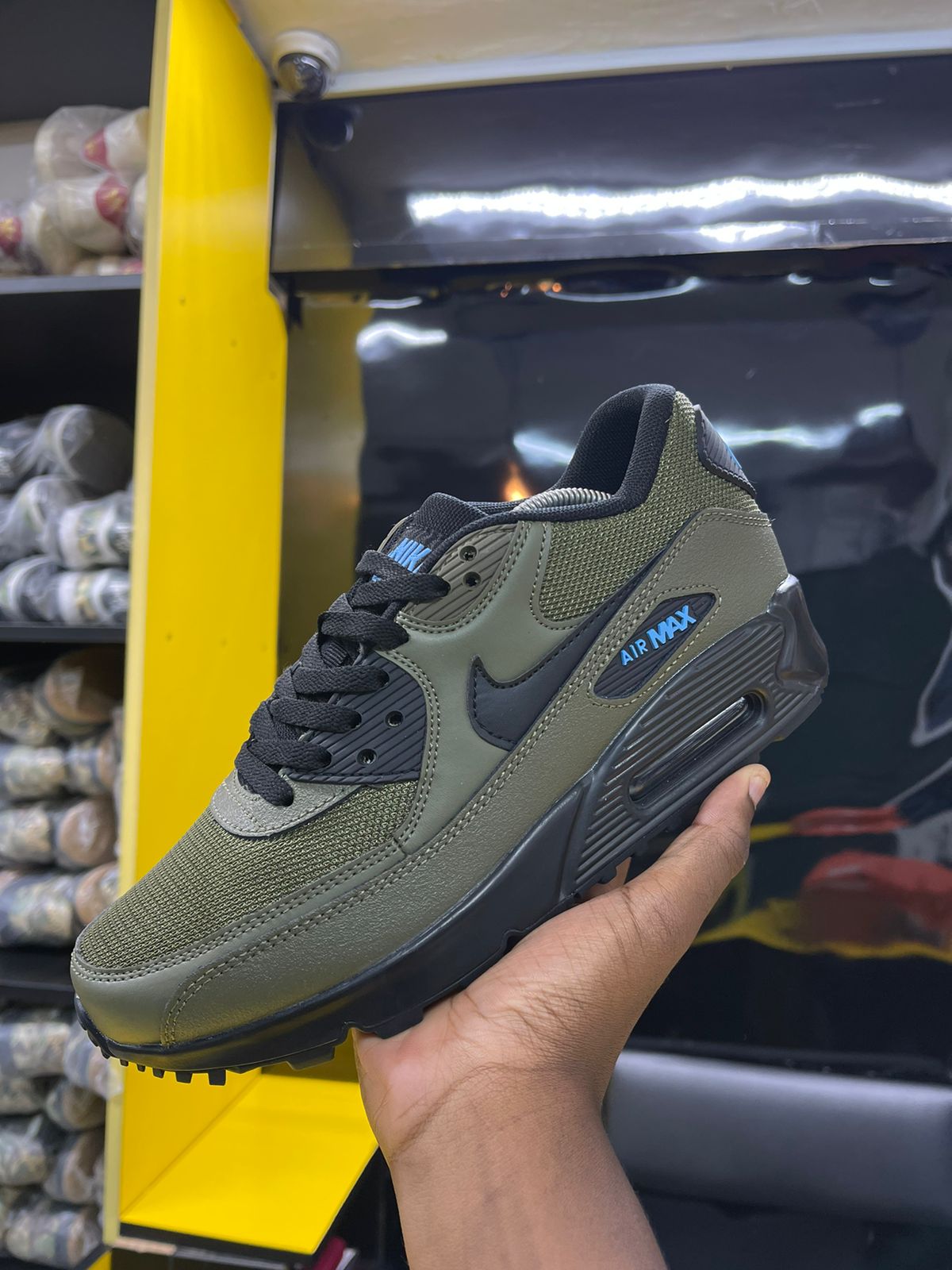 Nike's Air Max 90 'Gator Green' - size? blog