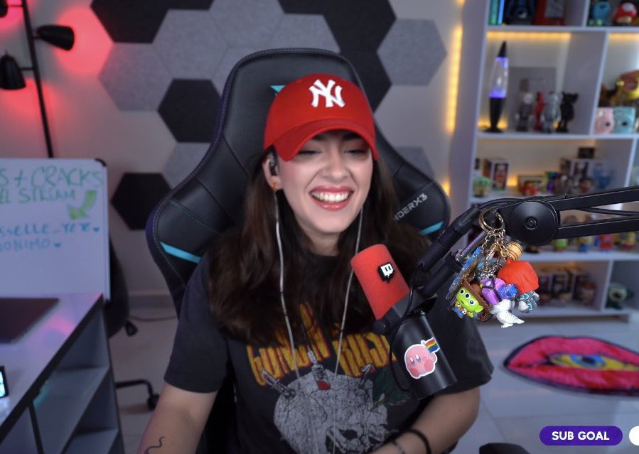 Gracias por el stream de hoy lic, la quiero mucho 💓