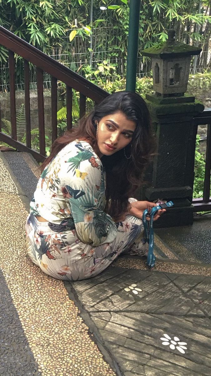 FweEsYWaYAAV7Yg?format=jpg&name=medium