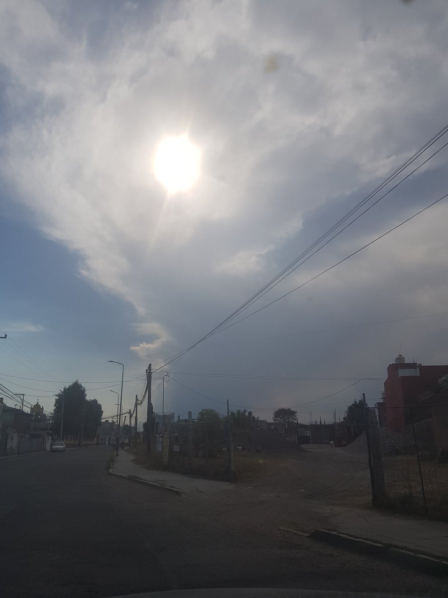 Julpesa's tweet photo. @Andy_Lea1964 Popocatépetl ( dare you to say that lol) our very own erupting volcano in Cholula, Puebla. That is ash blocking out the sun. https://t.co/HBURyBpuCK