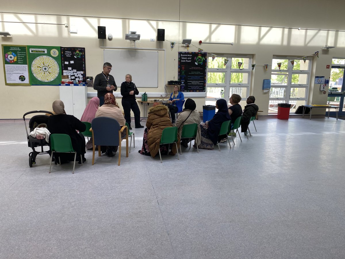 EACTBannermanRd's tweet photo. We had Barry Parsons our local Green councillor attend our coffee morning yesterday along with our local PCSO. We talked about road safety in the area, anti-social behaviour and how to raise these concerns effectively #collaboration #believeyoucan https://t.co/M7mD5CLDOw
