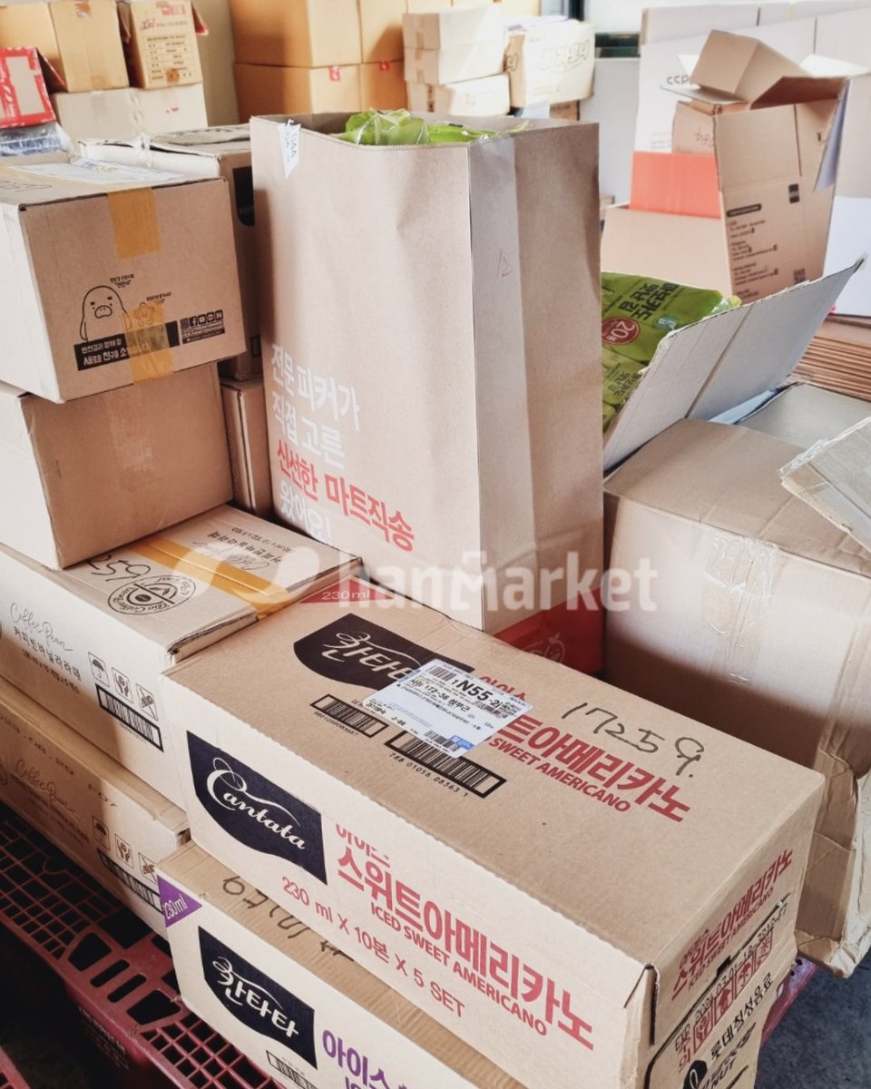 Hanpasspurchase's tweet photo. [ PASABUY &amp; KRCONSOL]
We also offer Offline Services!
 We buy for you and ship.

✅ Trusted &amp; Reliable 
✅ Photo &amp; Tracking updates 
✅ Receive order to KR updates
✅ Trackable box 
✅ Update actual status upto delivery to destination
#kpopph #proxybuyingservice #krconsol https://t.co/Hi2XCRthnf
