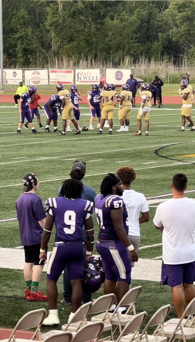 marcusj25_'s tweet photo. successful first spring! back to the lab for summer🧪. https://t.co/jF6mM7FTG6