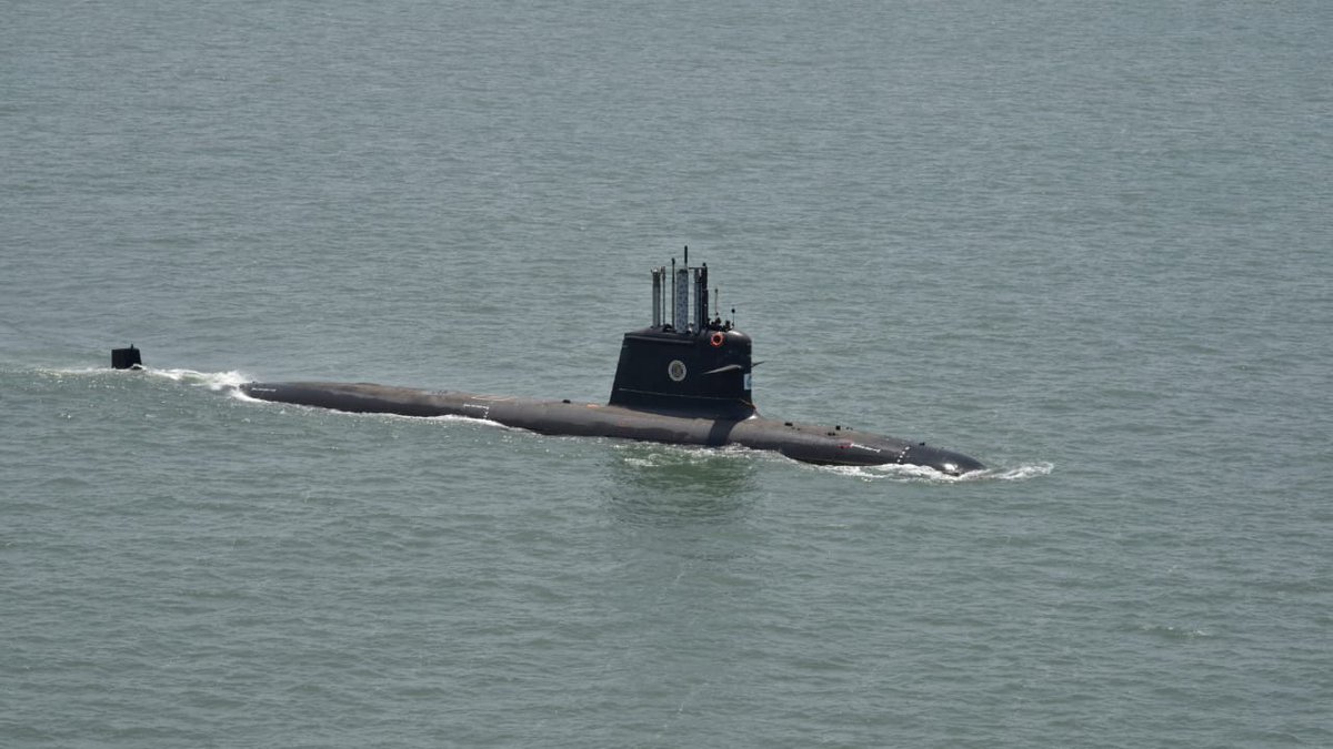shubhangipalve's tweet image. The 6th submarine of Project 75, ‘VAGHSHEER’ (Kalvari class) commenced sea trials. She will undergo intense trials of all its systems at sea, including propulsion systems, weapons &amp;amp; sensors.
#IndianNavy #DefenceUpdate #Project75 #Vaghsheer