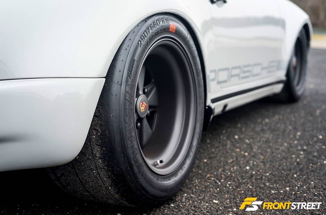 911_restomod's tweet image. Via IG: @braidwheels Simply awesome.
.
#braidwheels #bz16wheels #porsche911 #outlaw911