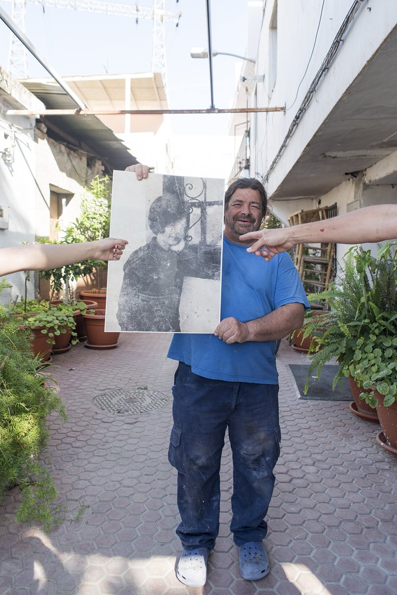 espiguemos's tweet photo. Esta tarde volvemos al barrio de #LaBachillera para seguir conectando el pasado y el presente del vecindario. #elmétodoLayne. Fotos: Antonio Pérez https://t.co/itzjsRSv0I