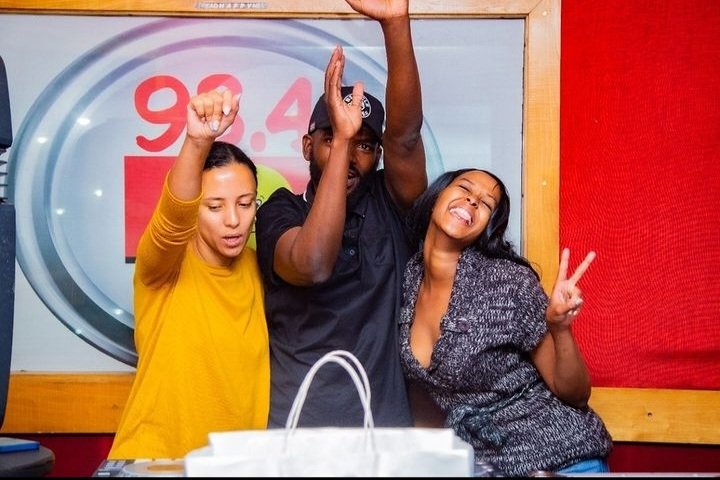 Fri-YAY vibes! Let the weekend adventures begin!

Be sure to tune in radio.capitalfm.co.ke 📻 with @sonisideup, @DeejayTumz & #AnneMwaura 

#TheFuse984 #FuseFusion