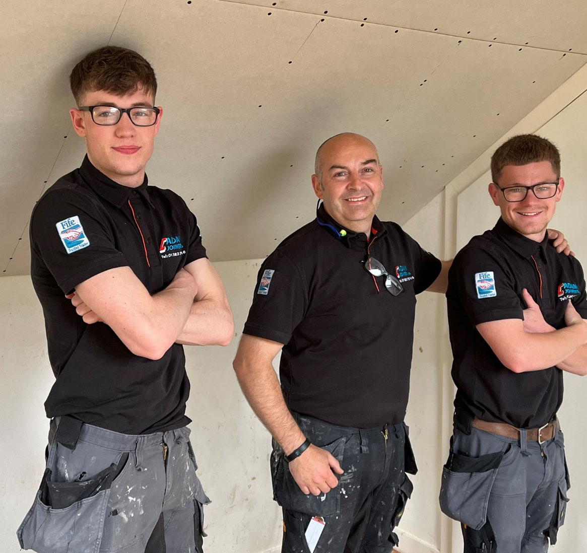 The crew at Craig Adam Joinery Ltd are looking very dapper with their Fife Trusted Trader logo t-shirts 👍 
trustedtrader.scot/Fife/Craig-Ada…
#Fife #TrustedTrader