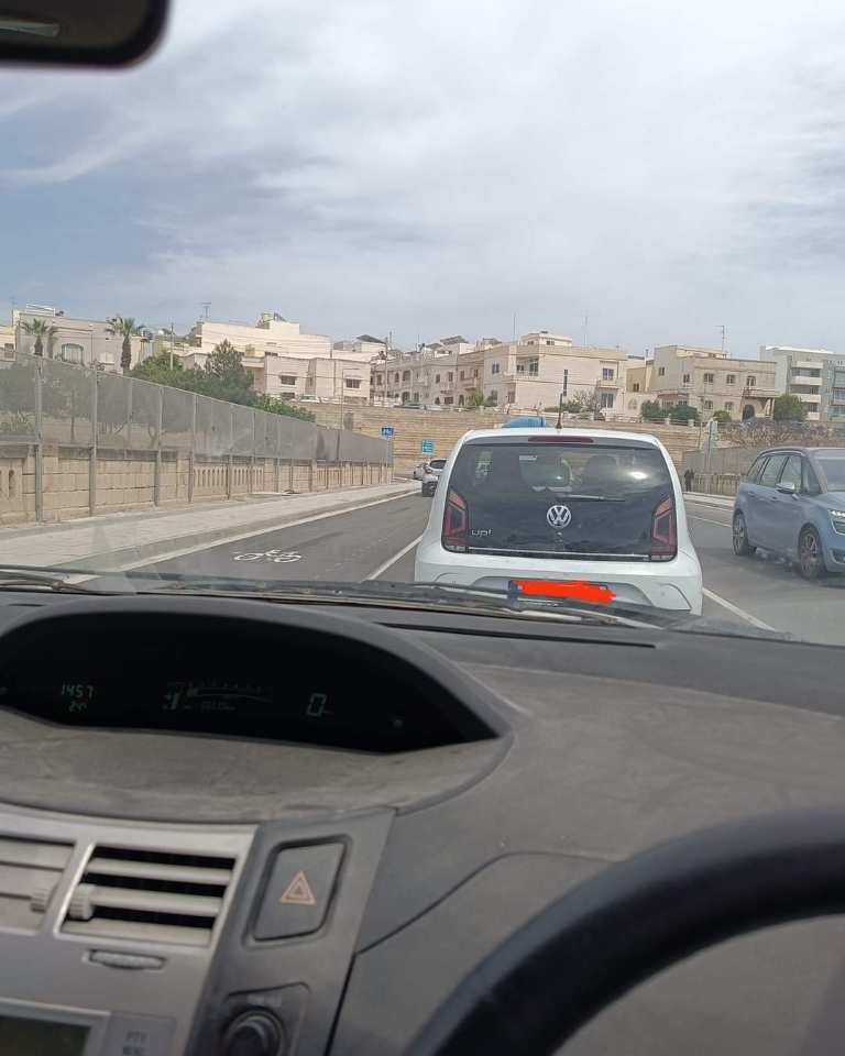 Arnold Cassola tweet media