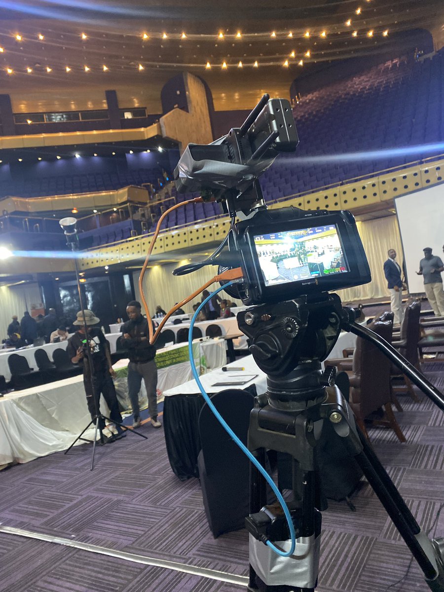 ZIMCODD1's tweet photo. Join the #ZimDebtConference Day 3 live on ZIMCODD Facebook Or watch on ZOOM: https://t.co/ka967bHdXs Follow updates in the thread below as we continue to interrogate the debt question! #DebtAudit https://t.co/IlEqdgx6UJ