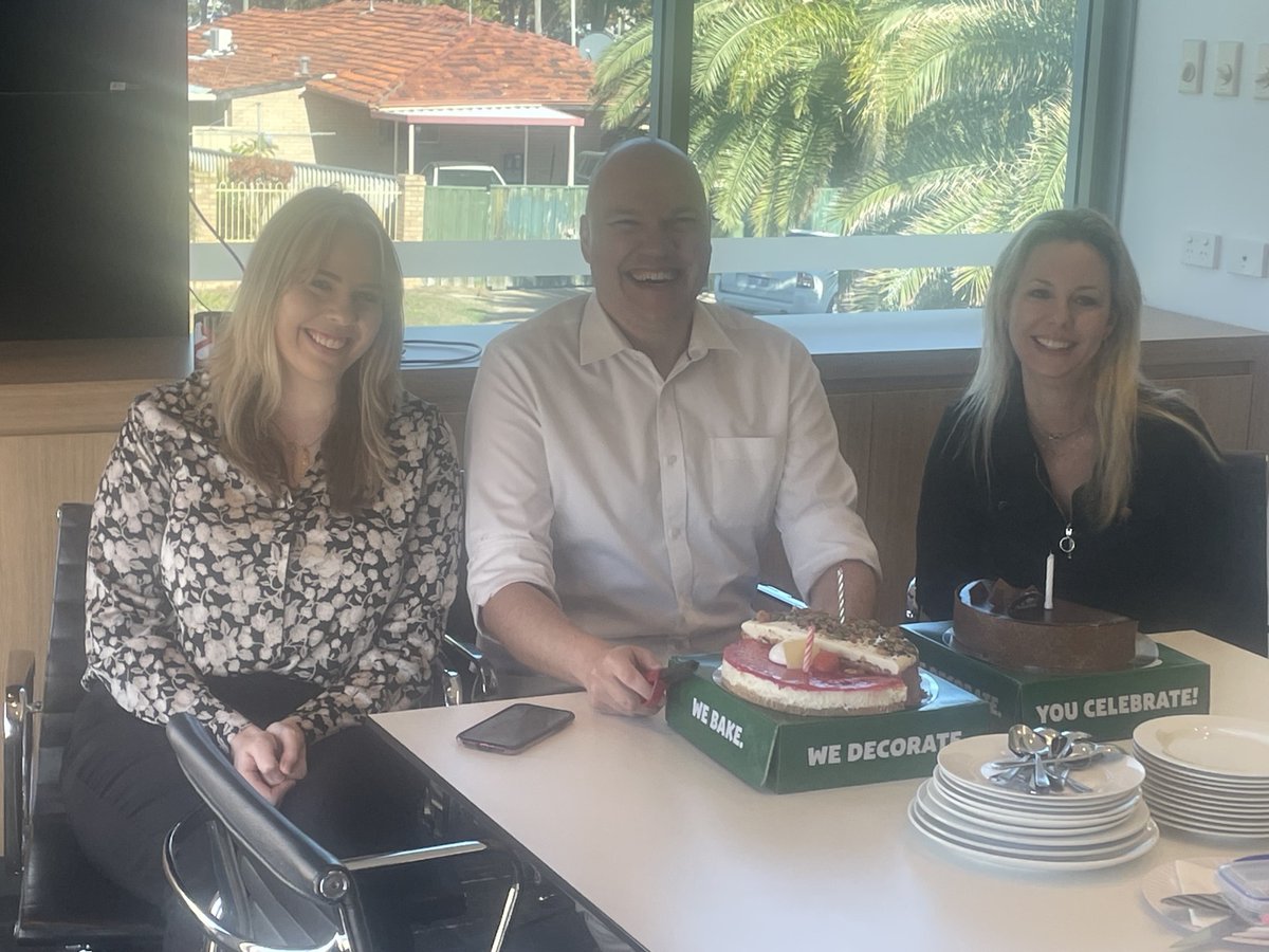 Cake in the office on a Friday to celebrate our May birthdays! 🎂🎉🥳
