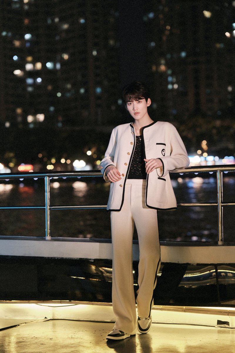 Keyu_closer's tweet photo. 230519 嘉行新悦 웨이보 ⬆️ (1/3)

#저우커위 #周柯宇 #ZhouKeyu 

🔗 https://t.co/o7sOp49Qa1 https://t.co/2geYRCx52n