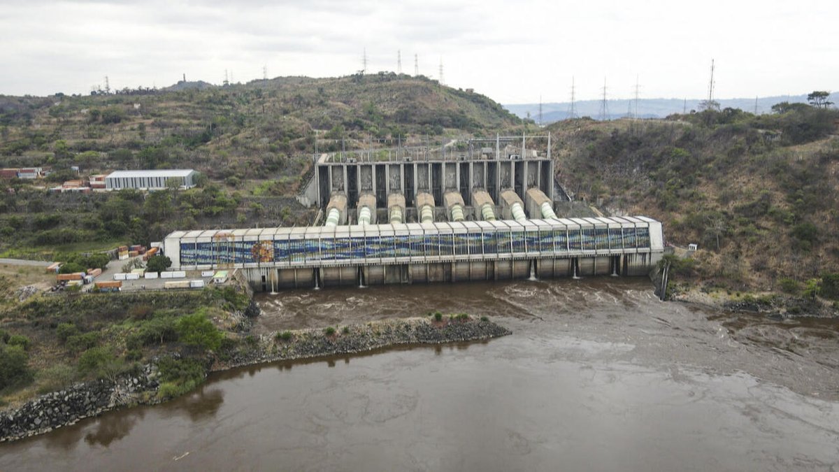 #Audiences #Top2 🇫🇷 : "Dieuleveult les disparus du fleuve" sur @France2tv a obtenu 7.99% de PdA sur les foyers SFR  (8h00.fr - Source SFR Analytics)