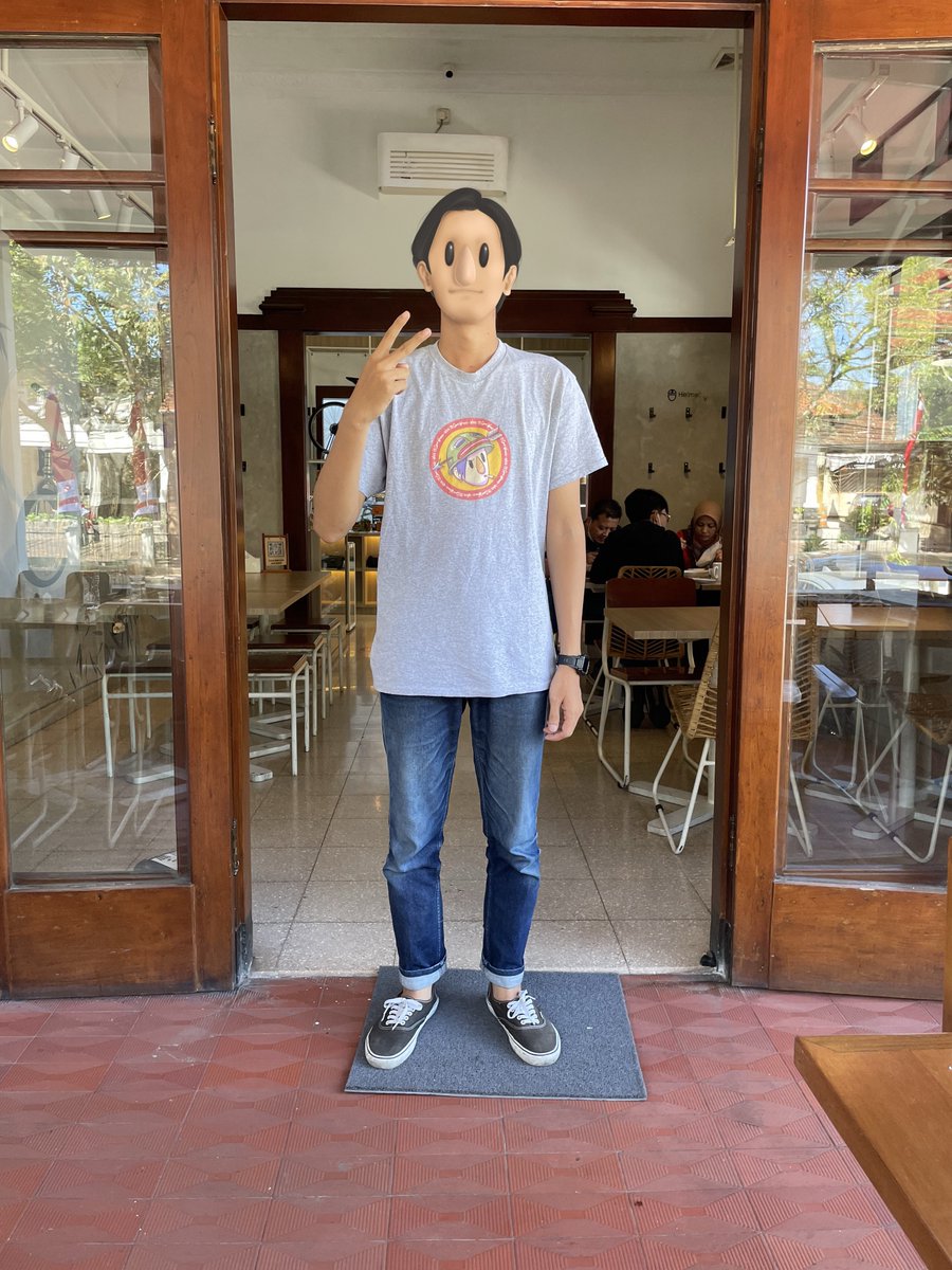 NIIIX_____'s tweet photo. Art vs artist 🫣

#NIIIX https://t.co/qmZmaVv5wU