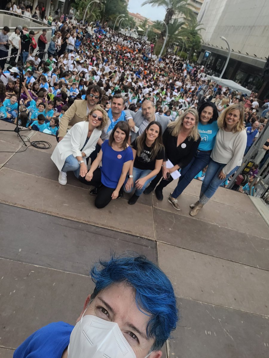 admurm_'s tweet photo. 11 Sedes, 50 Coros escolares de los 62 que pertenecen a la Red CANTEMUS, 1816 alumnos y más de 150 profesores. Todo un milagro de la Educación Musical que tuvo lugar ayer en Murcia porque #Nosimportalamusica
 @Educarm @ProgramasRM @educaciongob 
@coaemcoaem 
@Pilar_Alegria https://t.co/Bvof9N3sjm