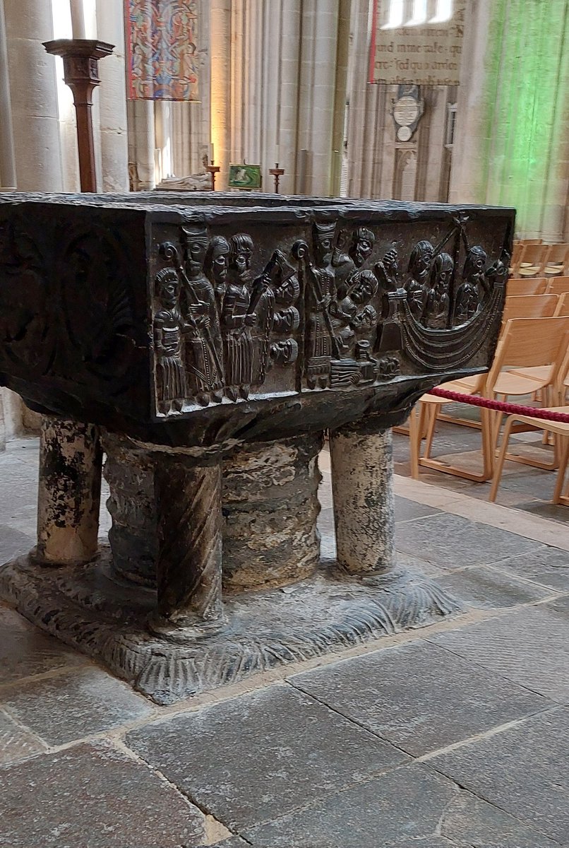 I went to see this magnificent 12th century black marble font at Winchester Cathedral a couple of weeks ago.  Made in Tournai, Belgium, it is decorated with scenes from the life of St Nicholas

#FontsOnFriday