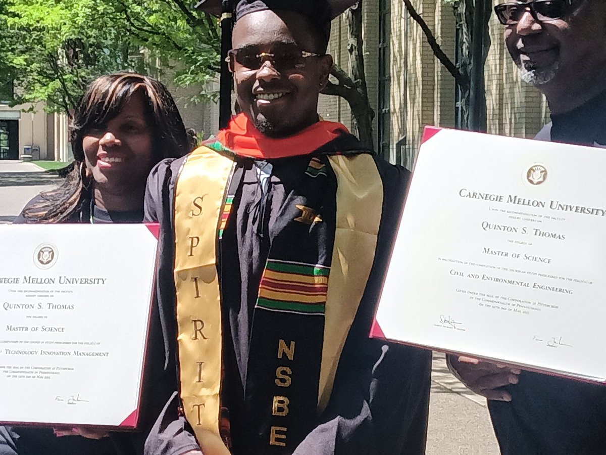 whatzupeastside's tweet image. Quinton my lil bro. 2 of em
#smartblackman
#2masters same time
#blackengineers   #thafuture 

@carnigiemellonuniversity