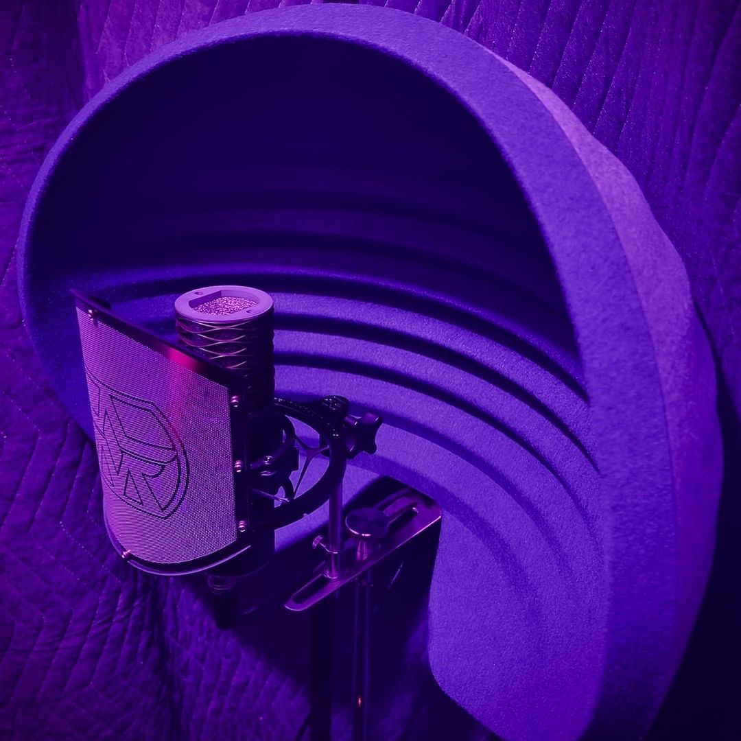 Aston_Mics's tweet photo. #AstonHalo is a game-changer, who agrees? 🫶
📸: ace_fx_ (IG)
#reflectionfilter #recording https://t.co/k20ERRpo0x