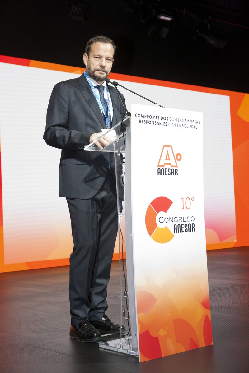 EL TRABAJO DE <a href="/LacarraJuan/">Juan Lacarra</a> por Juan Ferrer Alpera 
<a href="/infoanesar/">ANESAR</a> sectordeljuego.com/avenida.php?id…