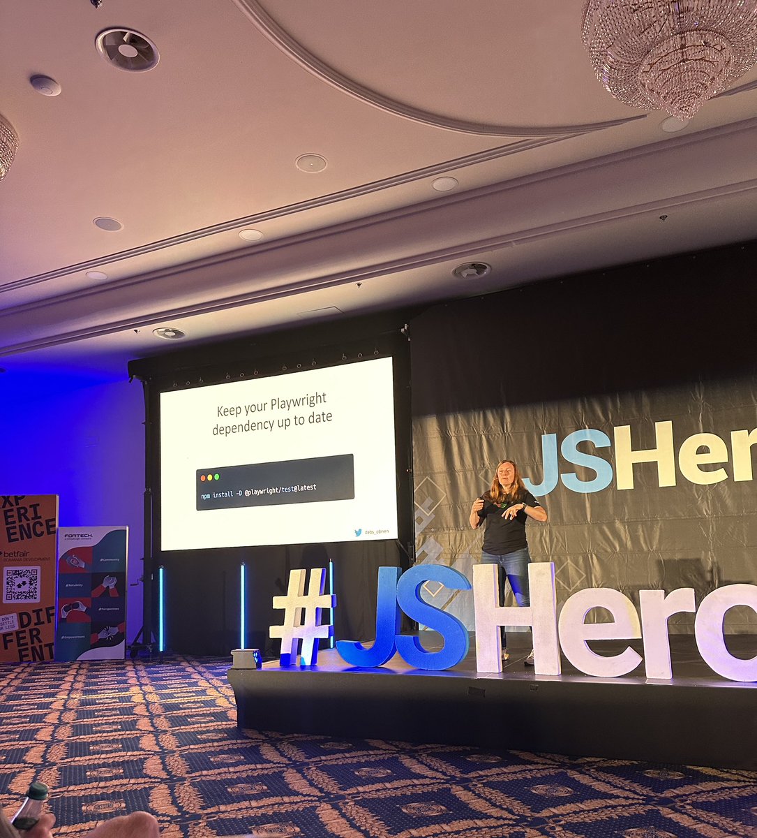First talk of the day 🤩
Love the built-in a11y and automatically writing test code from our interaction. Really wanna use Playwright now 🥰 
#JSHeroes2023 <a href="/debs_obrien/">Debbie O'Brien</a>