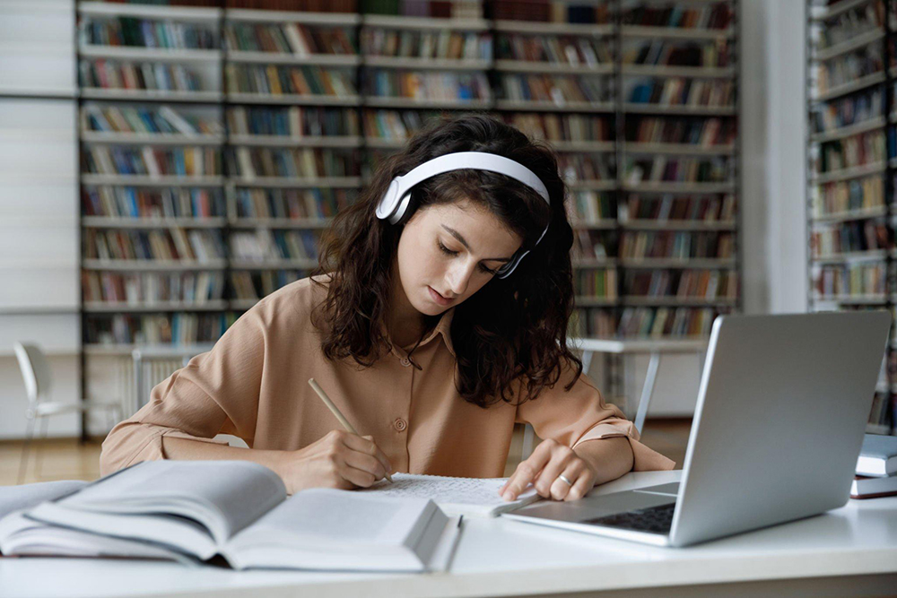 ClassHelp911's tweet image. Writing an essay needs a lot of time and concentration. You can pay an expert to write a standard essay for you. Connect with us for more details onlineclasshelp911.com/pay-someone-wr…
#essay #time #concentartion #expert #onlinelearning #learningtips #essaywriting