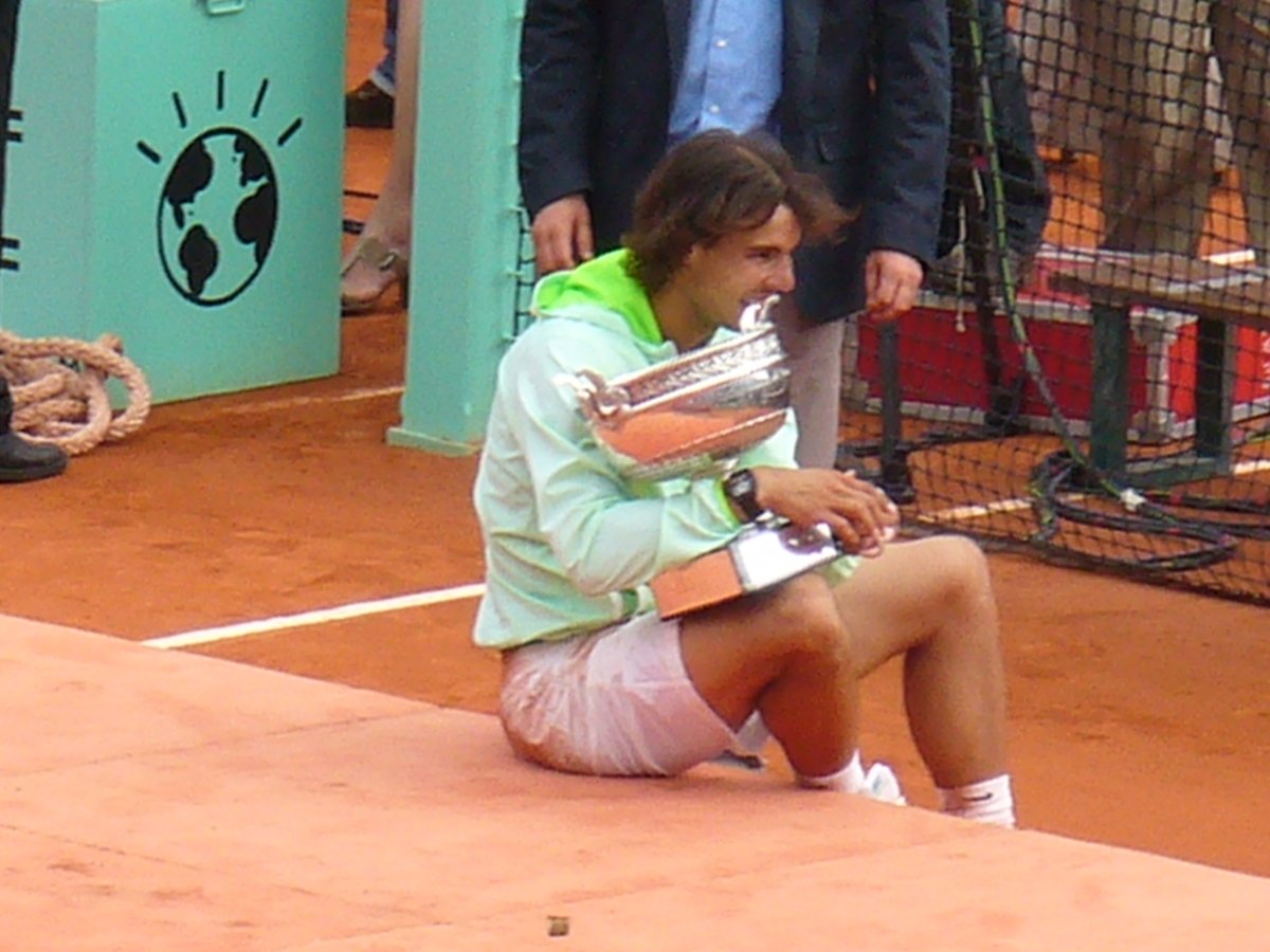 luis021002's tweet photo. #Tennis #Homeoftennis #tennisextra - Des moments inoubliables ! Merci @RafaelNadal ! #RolandGarros #Nadal Légende des photos : 2009 (finale vs Robin #Soderling) /2021 (1/2 finale vs Novak  #Djokovic) / 2022 (finale vs Casper #Ruud) https://t.co/YieReqlP09