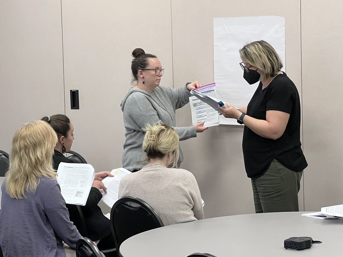 YwilliamsELL's tweet image. Day 2 ended with much success and shifts to their writing process! WIDAs writing workshop is valuable to all educators. Here’s a snapshot of them enjoying the readers theater activity as joint construction of text. @WIDA_UW #wida #writinginspiration