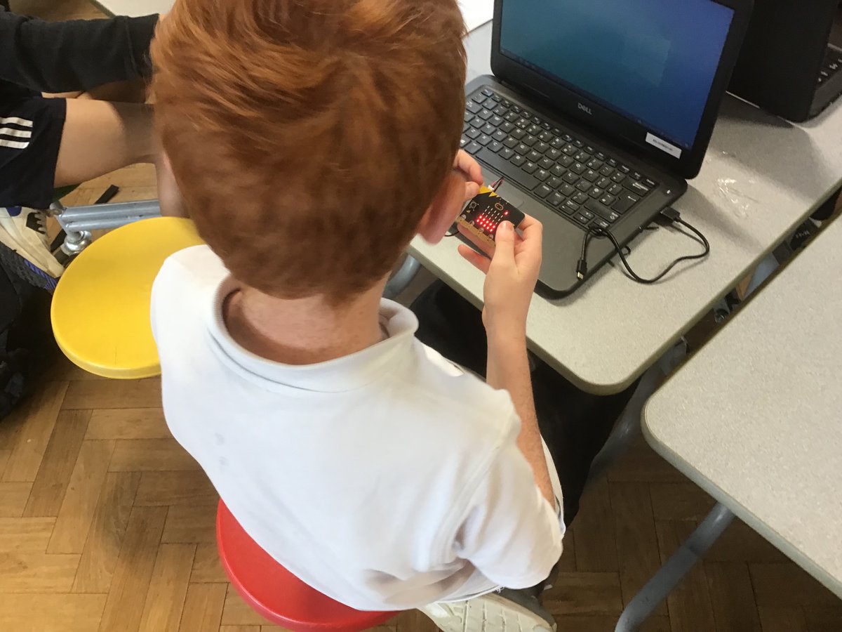 easterside_a's tweet photo. The children enjoyed learning about our new microbits and are very much looking forward to using them to write their own programmes. #EastersideCareers #EastersideEnrichment #EastersideComputing https://t.co/iFjkv9oFVc
