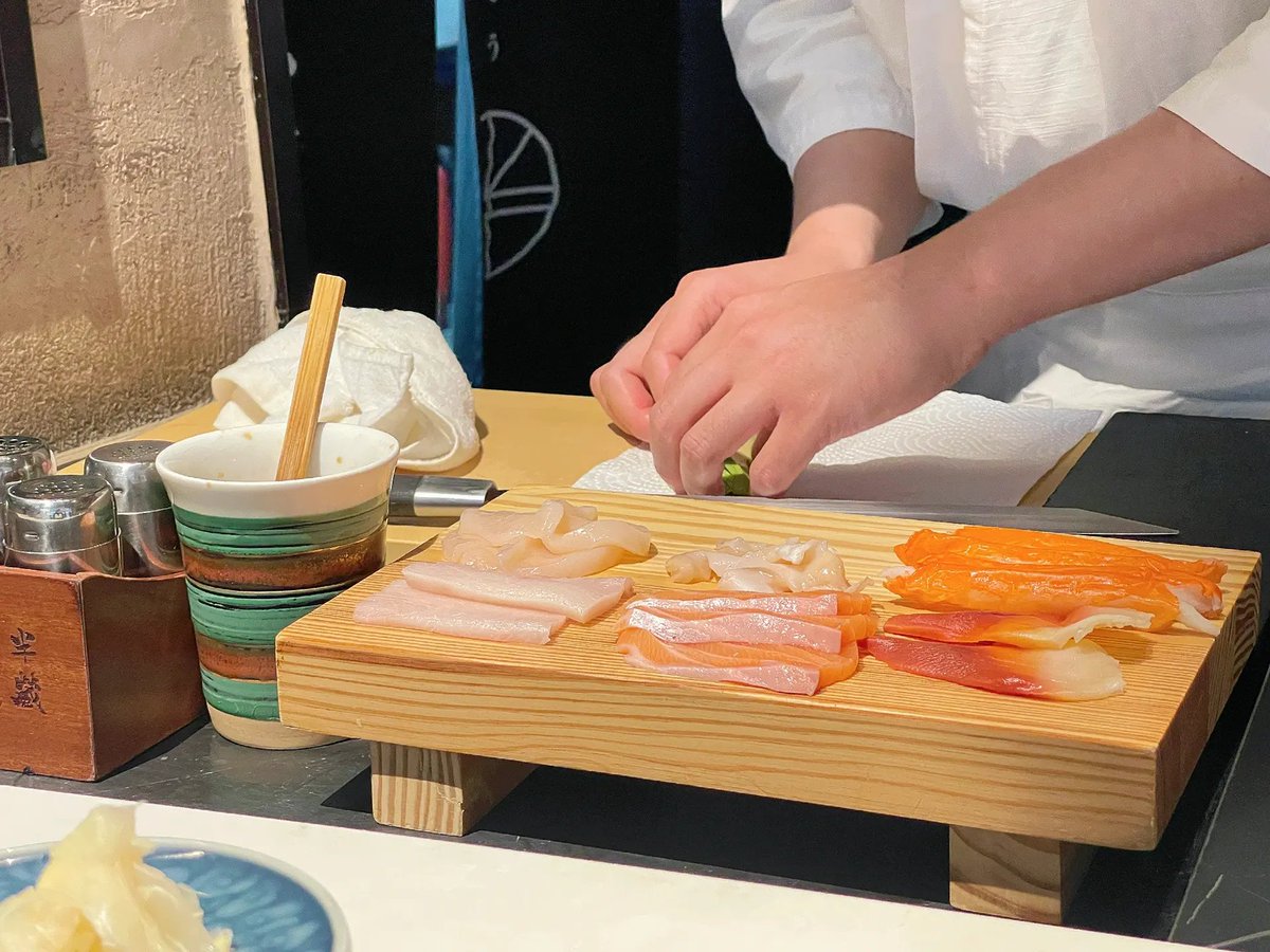 AzwaShakilla's tweet photo. 大満足お寿司自由です🍣 https://t.co/Q4MpNckjFf