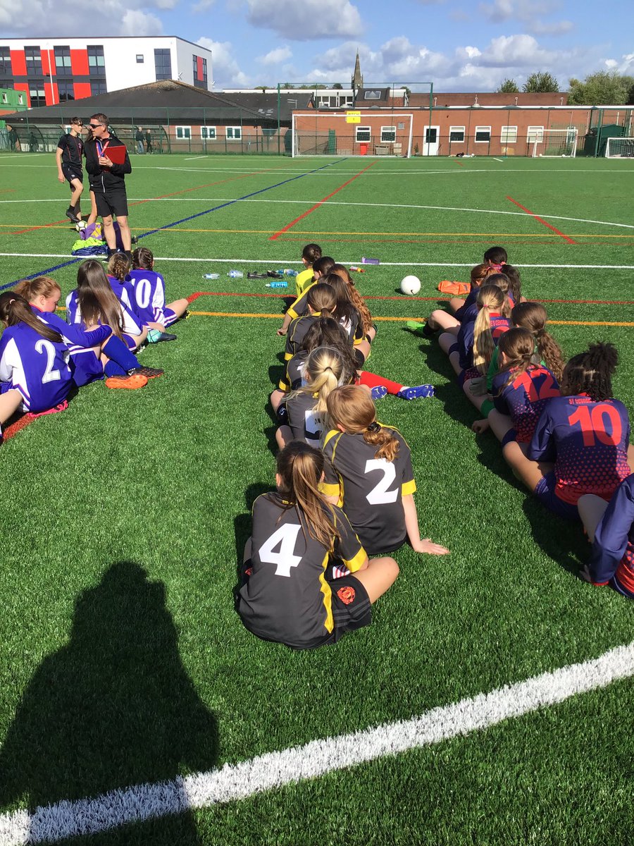 MissCunniffe's tweet photo. A huge well done to St John’s Strikers for coming 2nd place in the Girls Football League after losing on penalties in the finals! We are so proud of you 👏🏻⚽️ #LSJPpe #thisgirlcan @LeighSTJOHNSsch https://t.co/FCkuI0t0Ut