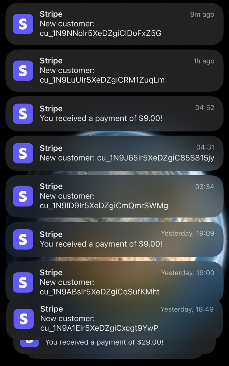 LukeMicheli's tweet photo. The new customerly pricing seems attractive to more people from today 👌

Also the Essential plan is converting free users into $9mo.

🚀 https://t.co/kWoKnGZMBx