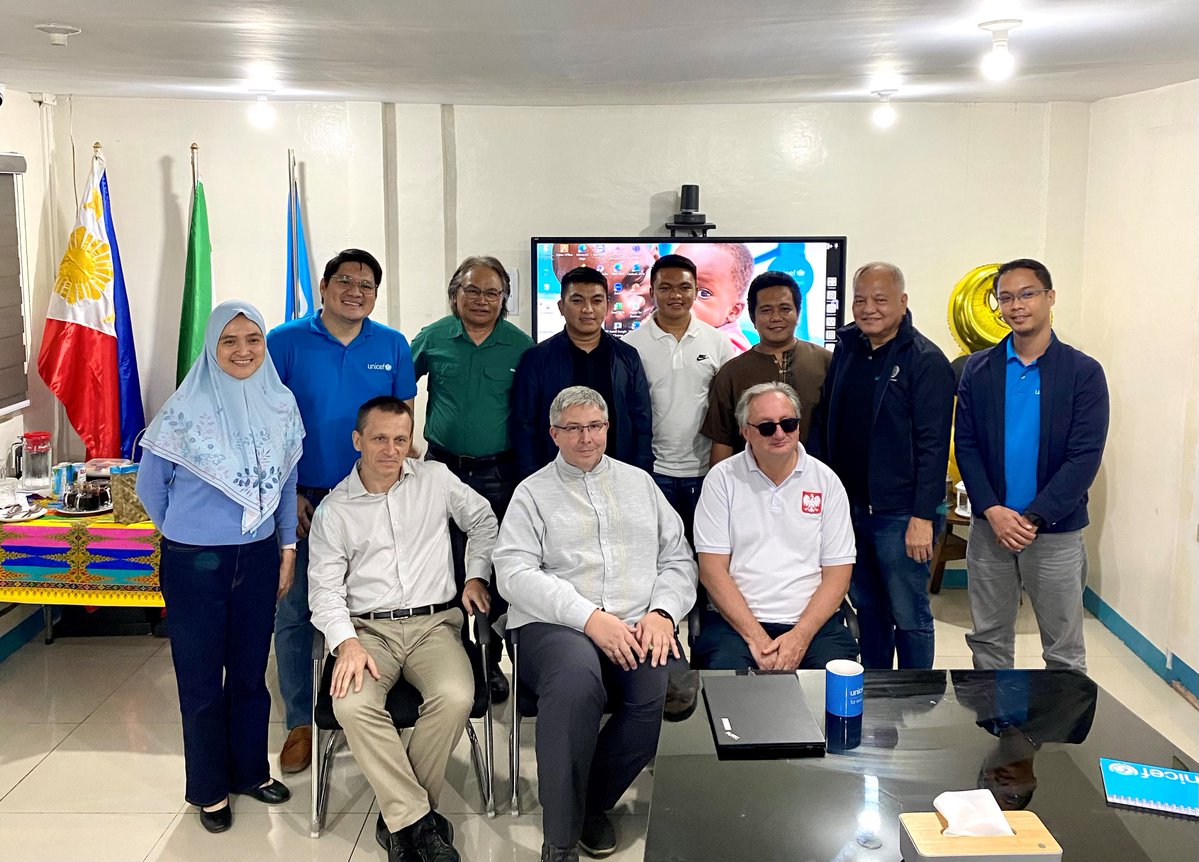 radekrzehak's tweet photo. Our #Mindanao #FieldOffice thanks the Hon CDA a.i. of Poland to the Philippines, HE Jarosław Szczepankiewicz, and team for the fruitful exchange of ideas to fill the gaps in the situation of children. Dziękuje bardzo for the visit, and for your keen interest in @UNICEFphils’ work in the #health, #nutrition, and #WASH sectors in #BARMM with @BangsamoroGovt.
Possibilities of private-public partnerships for seeking #innovative solution for children and women in #BARMM are of a common agenda. @PLinManila