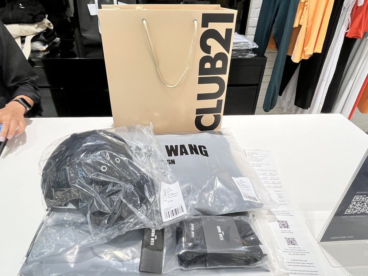 Blueshark3579's tweet photo. #varintogether 
#TEAMWANG 
#TEAMWANGdesign 
#THEORIGINAL1 https://t.co/7L7xsKwxR3