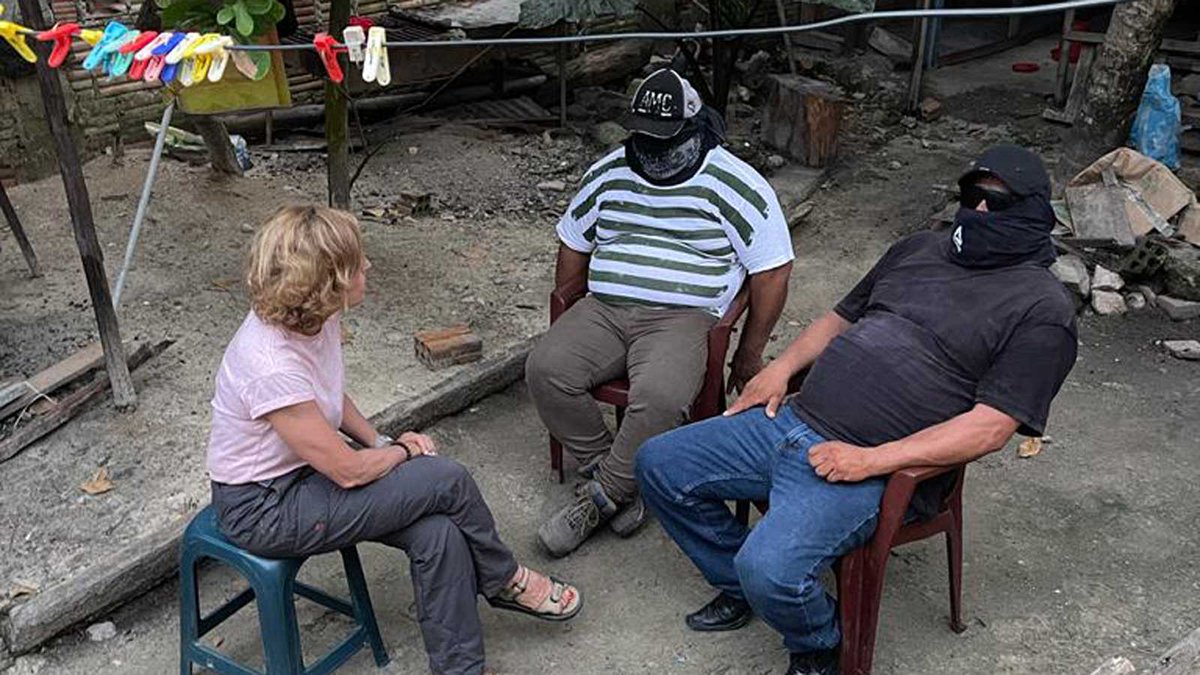 ONLINE COMPLETO 🇪🇸🇵🇪
el polémico documental español sobre el narcotráfico, la corrupción, la deforestación y la pobreza en la Amazonía del Perú, cuarto episodio de la serie #EspañolesEnConflictos (2023). VER: rtve.es/play/videos/es…