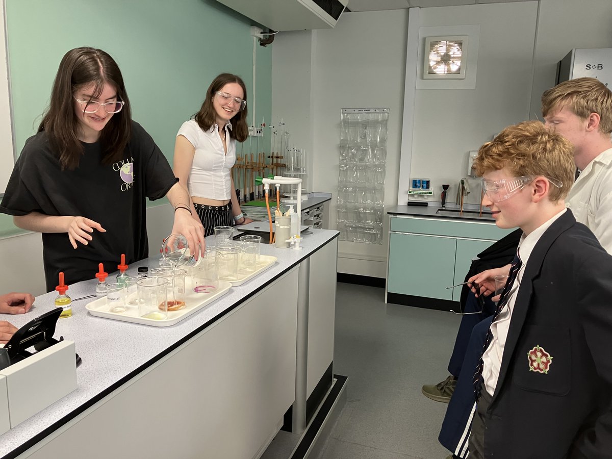 KESBathChem's tweet photo. Quite the Chemistry Extravaganza today! Thank you so much to our amazing Year 12 students for all their help. #KESBathScienceWeek #rainbowfizz #waterintowineribenaorangejuiceetc https://t.co/U2AqZbpsJs