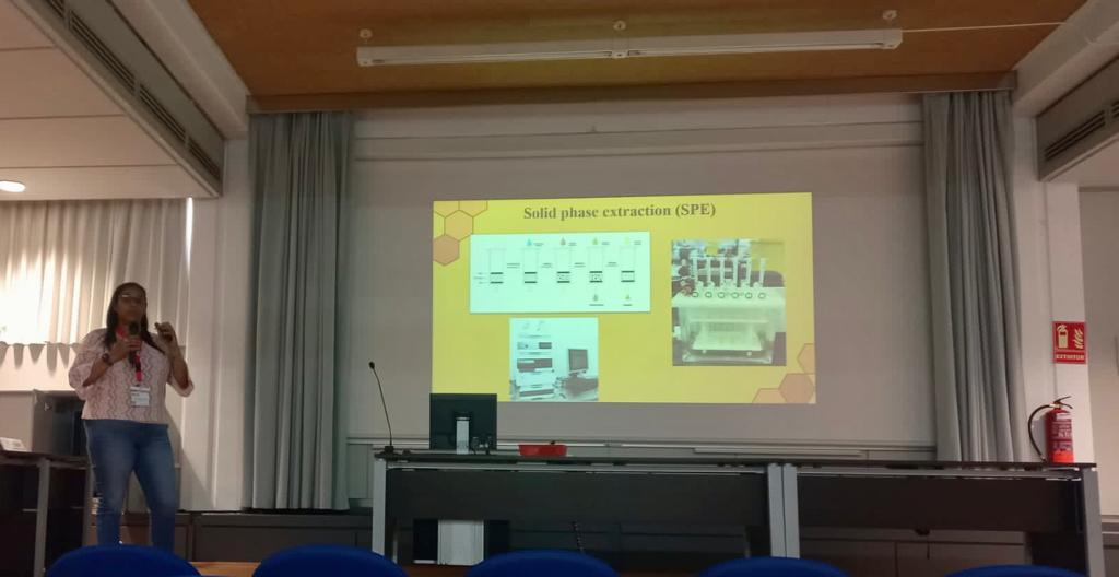 Hats off to you for the fantastic presentation at the YRChem23 Symposium of Paola Ogando, a PhD student from our research group, who gave a talk on the analysis of honeys from the Dominican Republic.