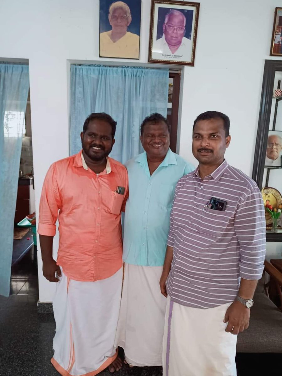 nationwidestri2's tweet photo. ബഹു. വട്ടിയൂർക്കാവ് MLA ശ്രീ. വികെ പ്രശാന്ത് മുട്ടടയുടെ സ്വന്തം സ. അജിത് രവീന്ദ്രന് വേണ്ടി വോട്ട് അഭ്യർത്ഥിച്ചുകൊണ്ട് ബൂത്ത്‌ 2 ൽ
Ajith Raveendran
VK Prasanth
Gireeshkumar Giri https://t.co/o5QGPLq0Zf
