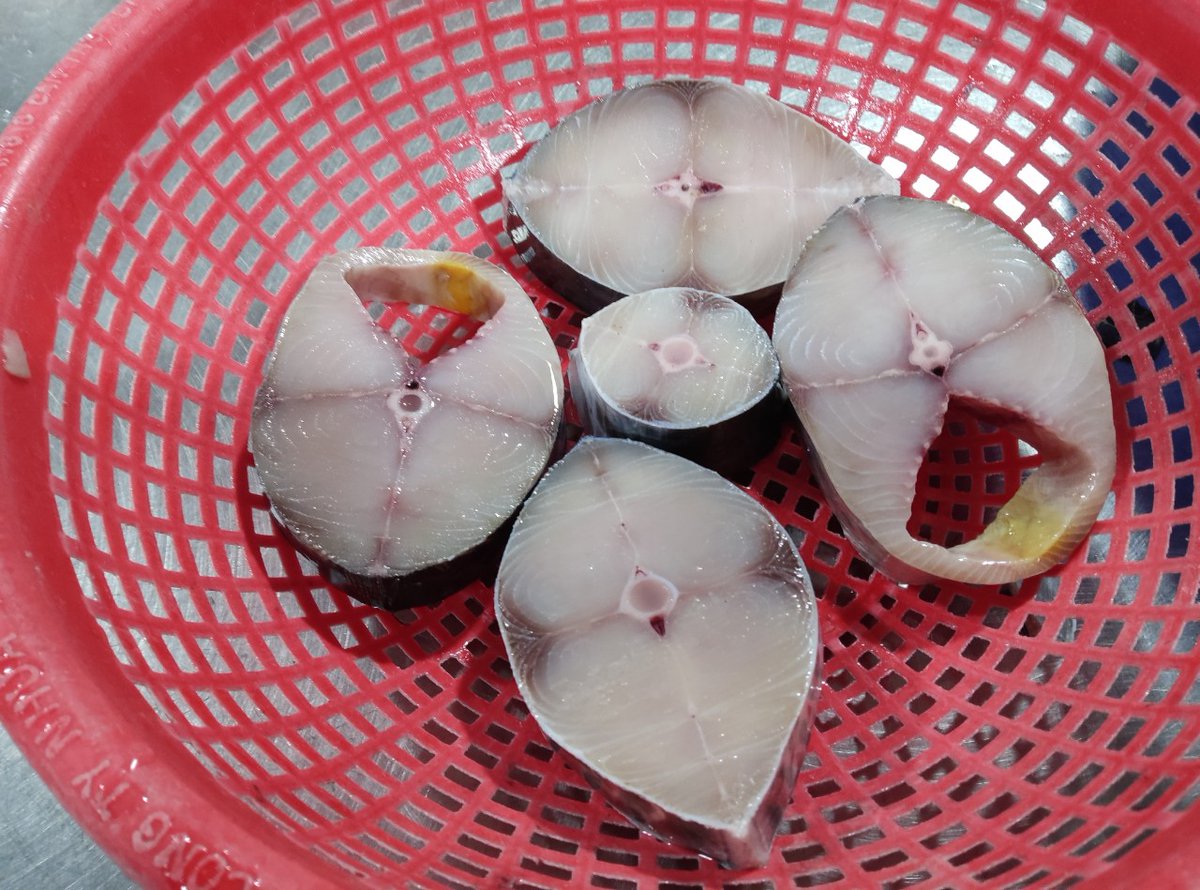 Maris39340799's tweet photo. Dried Seasoned Wahoo Steak-Spicy
Latin name: Acanthhocybium solandri
size: 4-5 pcs/bag/1lb x 30bags/ctn, net 100%
Origin: Vietnam
Plant code: DL484/HK242 https://t.co/4S21aRFtgw