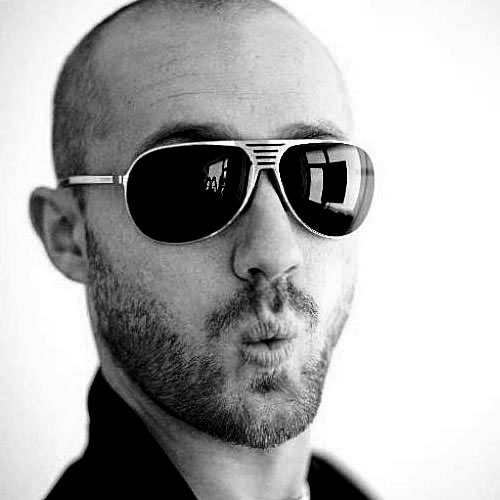 paulkalkbrenner's tweet image. Something dropping Monday. DJ Ikarus style. 

#paulkalkbrenner #berlincalling