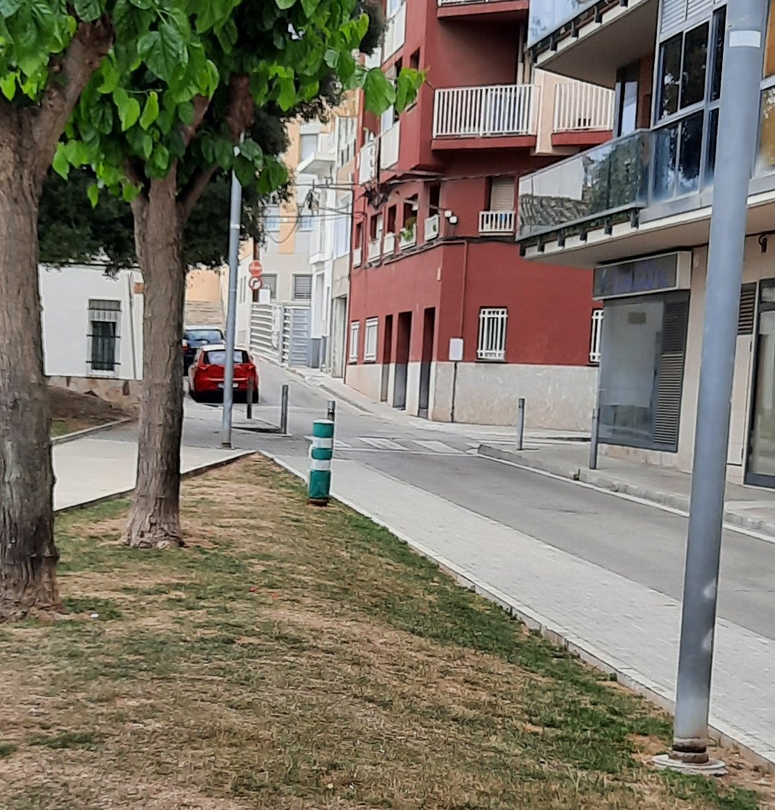 mobilitatrubi's tweet photo. Hola @ajrubi,

Fa uns 100 dies que es va notificar aquesta incidència a la via pública. Quan està prevista la seva reparació?

Gràcies,

#MilloremRubí
#rubicity https://t.co/Tvi1OgQPIN