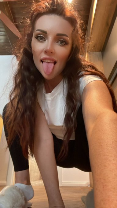 Good morning 😛 https://t.co/pybckJqYTy<a href="/tag/sweet"class="tags"><span>#sweet</span></a><a href="/tag/twitter"class="tags"><span>#twitter</span></a><a href="/tag/milf"class="tags"><span>#milf</span></a><a href="/tag/phmodel"class="tags"><span>#phmodel</span></a>