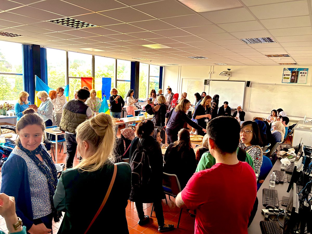 RobertBosworth's tweet photo. On Wednesday our amazing @ExeterCollege ESOL students baked &amp; shared their national breads (idea from the @guardian) It was an incredible family event with such pride, passion &amp; diversity (bread was also yummy!) We are so proud of this learning community. 🥖🍞 💙 🤍 #breadshare https://t.co/p5QdEMIdPL